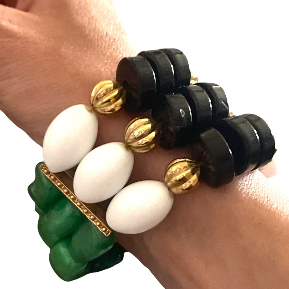 Vintage Extra Wide 3 Strand Egyptian Jade Lucite Beads Engraved Bracelet - Picture 9 of 11